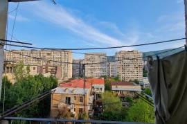 იყიდება ბინა, 3 ოთახიანი, ძველი აშენებული, თბილისი, საბურთალო