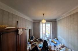 Apartment for sale, Old building, saburtalo