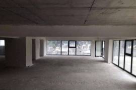 For Sale , Universal commercial space, Bagebi