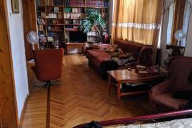 იყიდება ბინა, 5 ოთახიანი, ძველი აშენებული, წყალტუბო, წყალტუბო