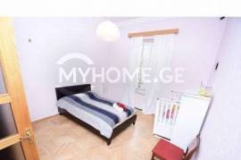 Продается квартира, 3 Kомнатная, Старое здание, Тбилиси, Ортачала