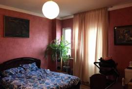 Apartment for sale, Old building, Mukhiani