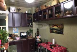 Apartment for sale, Old building, Mukhiani