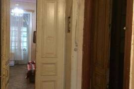 იყიდება ბინა, 2 ოთახიანი, ძველი აშენებული, თბილისი, ჩუღურეთი