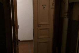 იყიდება ბინა, 2 ოთახიანი, ძველი აშენებული, თბილისი, ჩუღურეთი