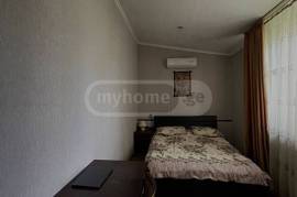 Apartment for sale, Old building, Chugureti