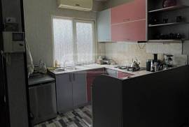 Apartment for sale, Old building, Chugureti