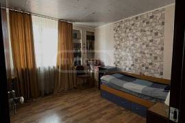 Apartment for sale, Old building, Chugureti