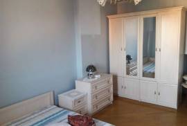Apartment for sale, 5 Room, Old building, Batumi