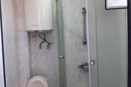 Apartment for sale, 5 Room, Old building, Batumi