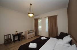 Apartment for sale, Old building, Vera