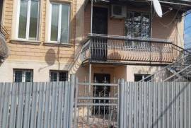 House For Sale, Sapichkhia