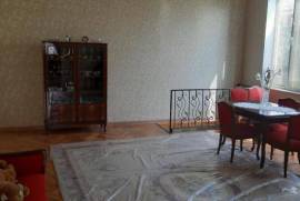 House For Sale, Sapichkhia