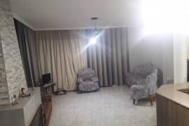 House For Rent, Tabakhmela