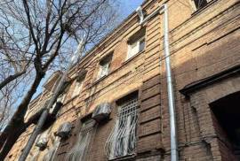 Продается квартира, 1 Kомнатная, Старое здание, Тбилиси, Вера