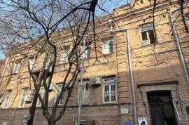 Продается квартира, 1 Kомнатная, Старое здание, Тбилиси, Вера