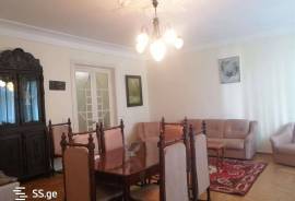 For Rent, 4 Room, Old building, Batumi, Rustaveli District