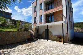 Аренда Дома, 6 Kомнатная,  Окрестности Тбилиси, Окрокана