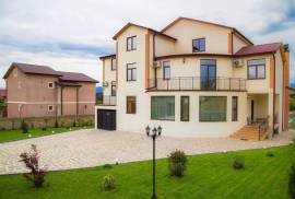 House For Sale, 9 Room, Tbilisi, Ivertubani