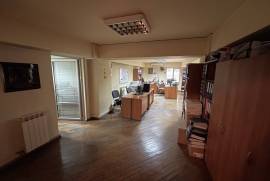 For Rent, Office, vake