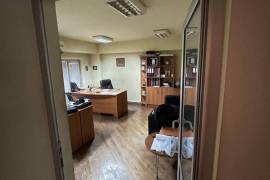 For Rent, Office, vake