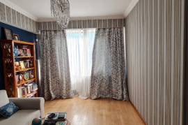 Apartment for sale, Old building, vake