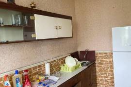 Apartment for sale, Old building, Sapichkhia