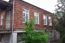 Lease House, Terjola