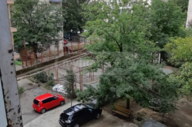 Apartment for sale, Old building, Zastava