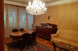 Apartment for sale, Old building, Zastava