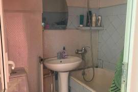 იყიდება ბინა, ძველი აშენებული, გორი, გორი