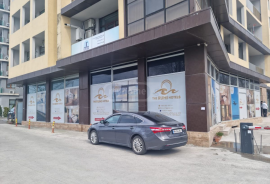 For Sale , Universal commercial space