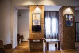 Аренда, 3 Kомнатная, Старое здание, Тбилиси, Чугурети