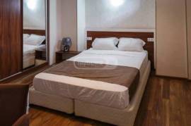 Аренда, 3 Kомнатная, Старое здание, Тбилиси, Чугурети