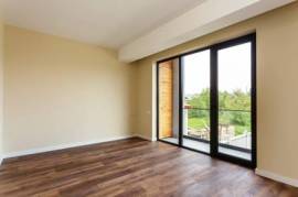 იყიდება სახლი, 8 ოთახიანი, თბილისი, სოფ. დიღომი