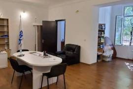 ქირავდება, საოფისე ფართი, ვაკე