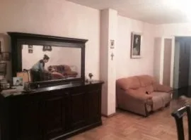 იყიდება ბინა, 5 ოთახიანი, ძველი აშენებული, თბილისი, საბურთალო