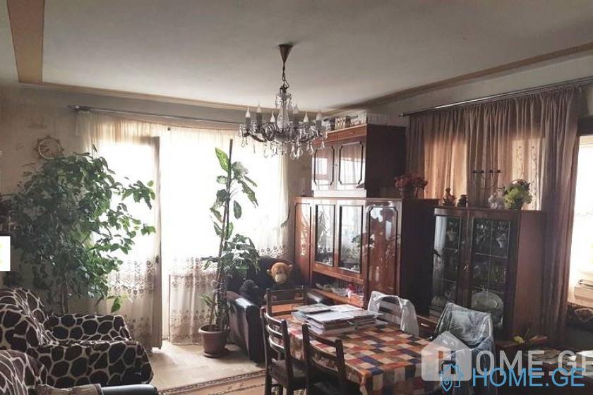 Продается квартира, Старое здание, Глдани