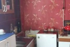 Продается квартира, Старое здание, Чугурети