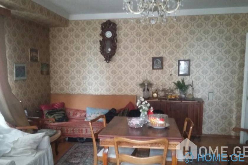 Продается квартира, 3 Kомнатная, Старое здание, Тбилиси, Дигоми