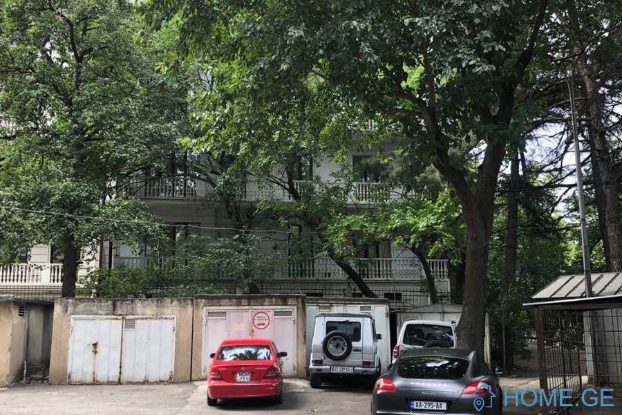 იყიდება ბინა, 4 ოთახიანი, ძველი აშენებული, თბილისი, ვერა