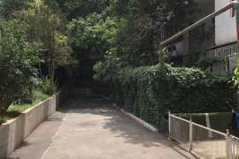 იყიდება ბინა, 4 ოთახიანი, ძველი აშენებული, თბილისი, ვერა
