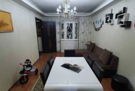 Apartment for sale, Old building