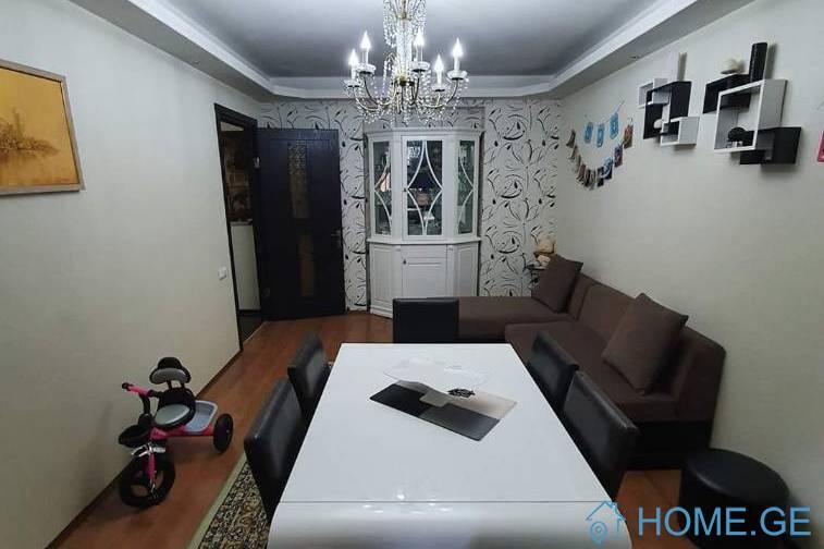 Apartment for sale, 4 Room, Old building, Batumi