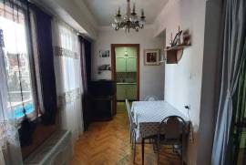 Apartment for sale, 4 Room, Old building, Batumi