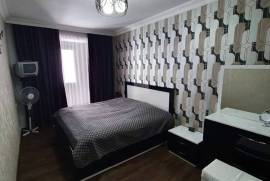 Apartment for sale, 4 Room, Old building, Batumi