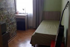 იყიდება ბინა, 4 ოთახიანი, ძველი აშენებული, თბილისი, საბურთალო