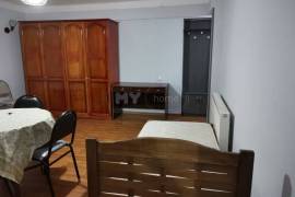 Аренда, 2 Kомнатная, Старое здание, Тбилиси, saburtalo