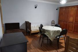 Аренда, 2 Kомнатная, Старое здание, Тбилиси, saburtalo