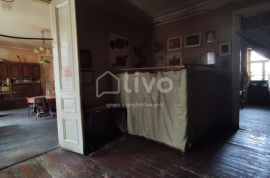 Apartment for sale, Old building, Sololaki